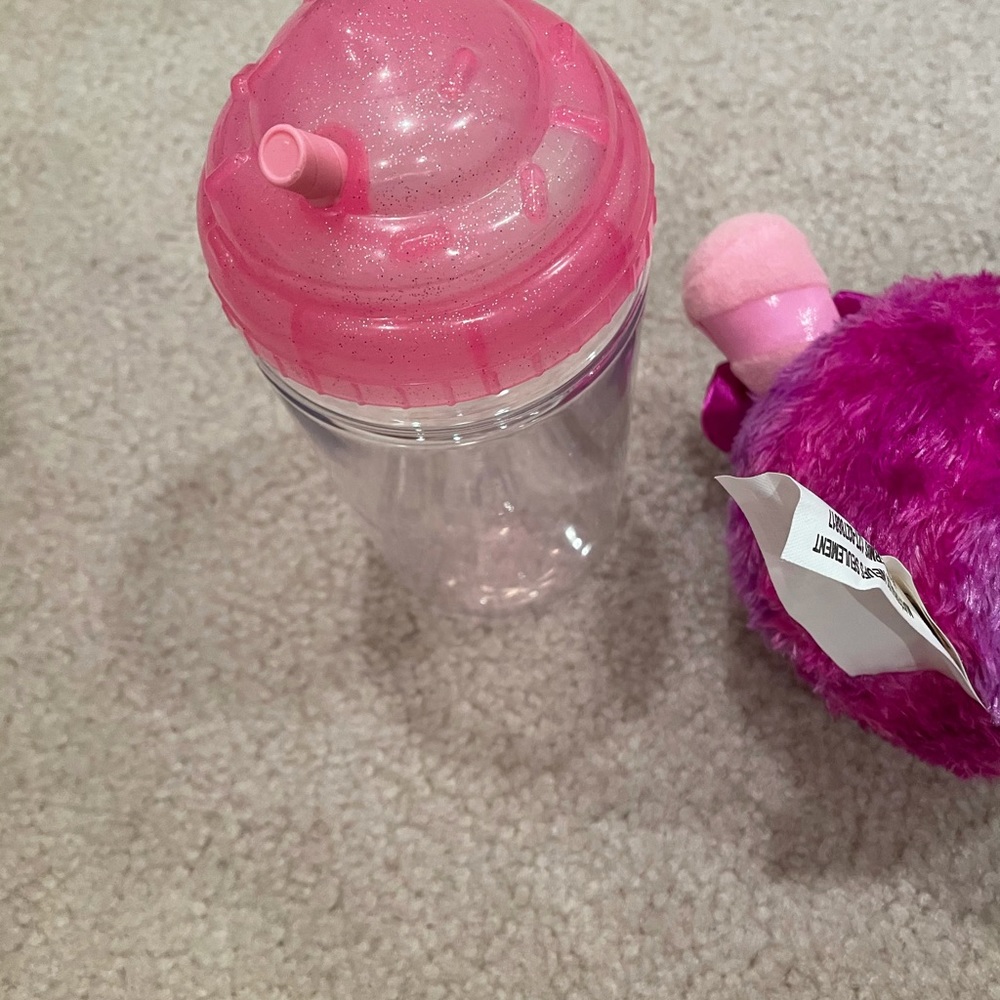 💜💗Scented plushie Nom nom with plastic bottle - Picture 6 of 9